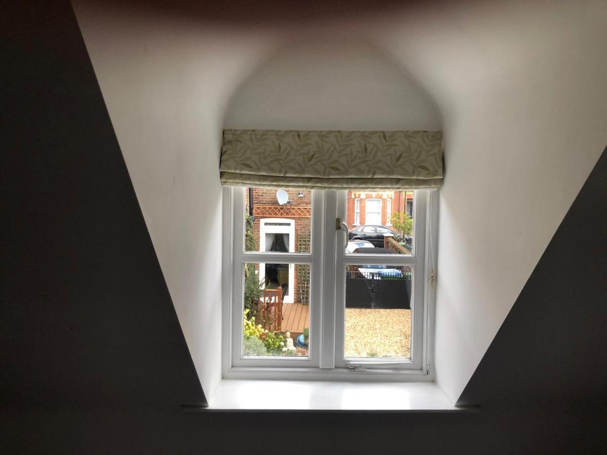 Kristina'S Coach House Daire Horsham Dış mekan fotoğraf