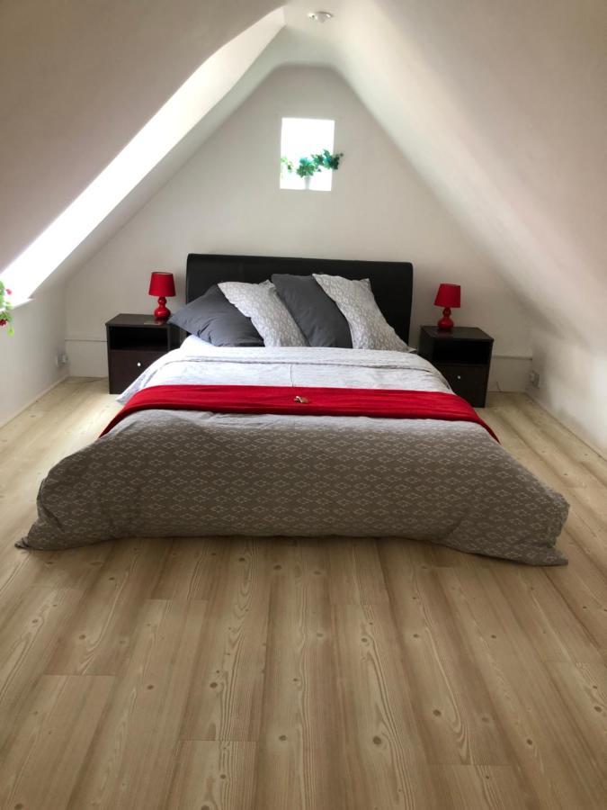 Kristina'S Coach House Daire Horsham Dış mekan fotoğraf